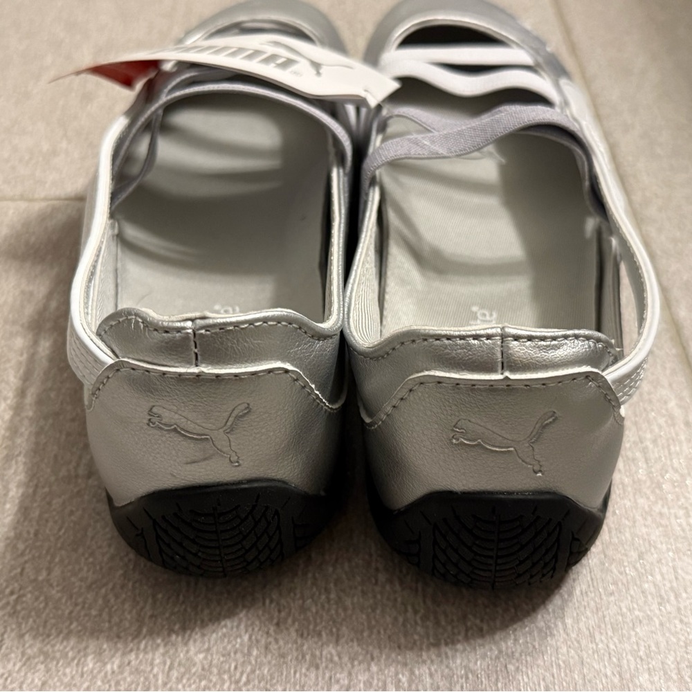 Puma Silver and White Ballet Flats with Elastic Straps - Picture 7 of 10